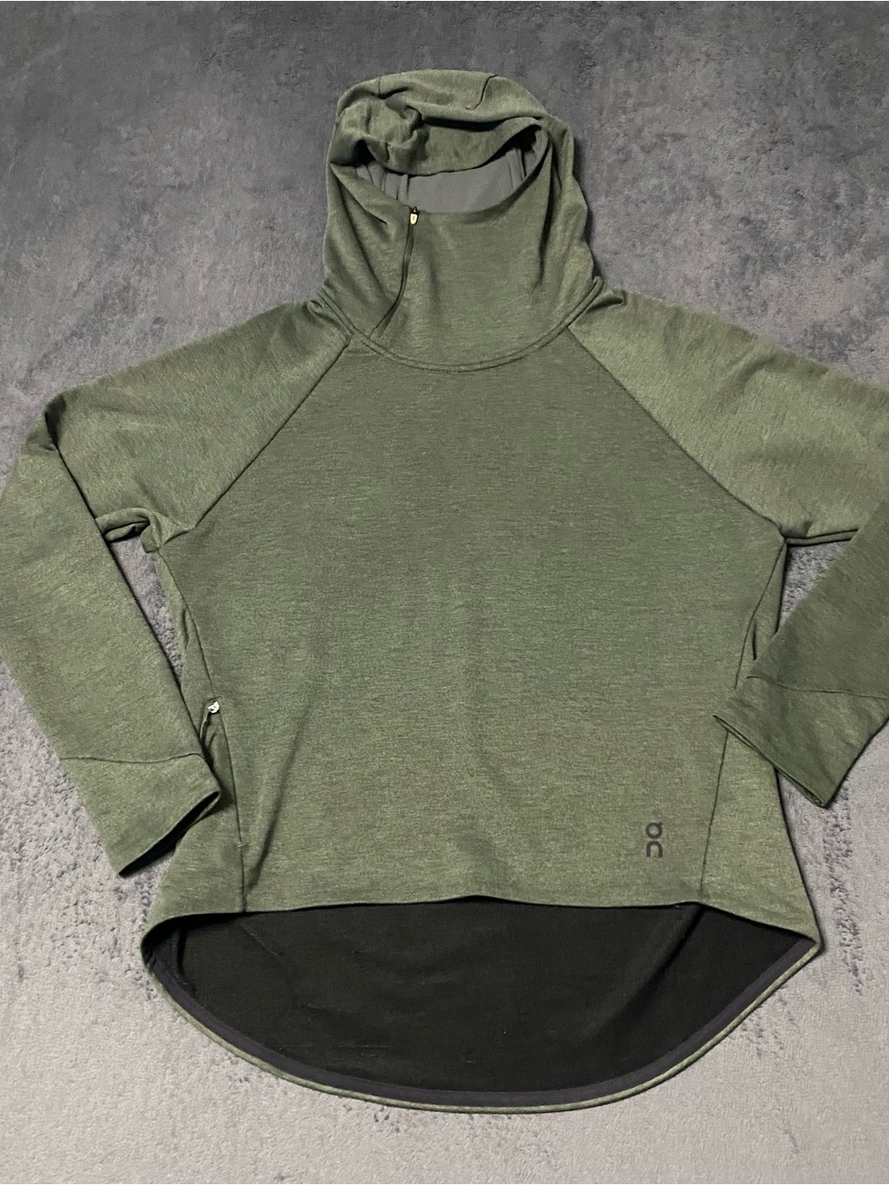 On Running On Cloud Hoodie Sweatshirt Womens M Green Pullover Funnel Neck Active
